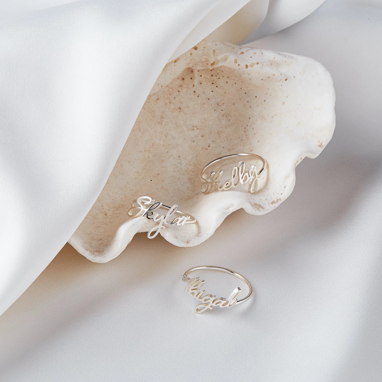 Cursive Charm Name Ring