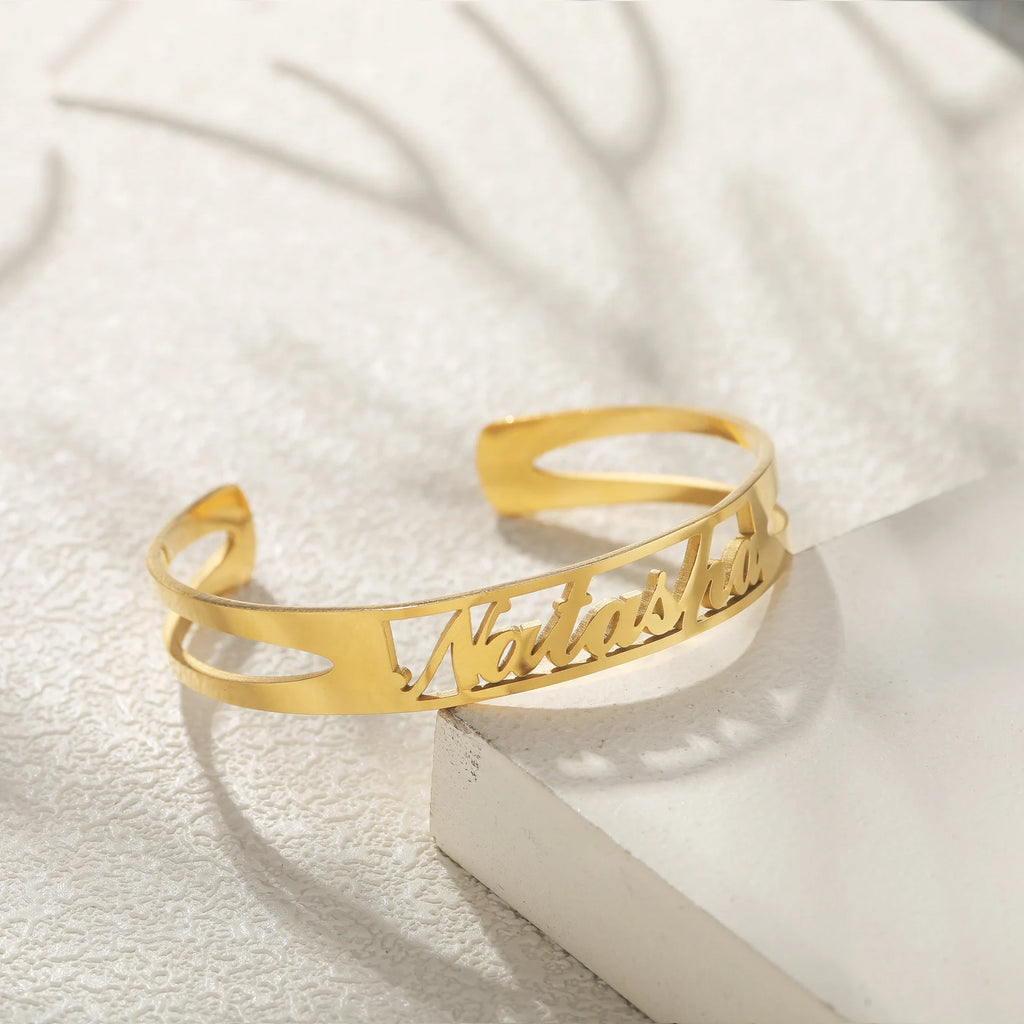 Luxe Frame Name Bracelet