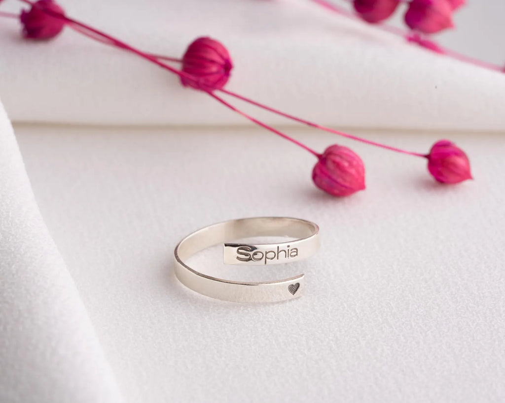 Minimal Bar Wrap Ring